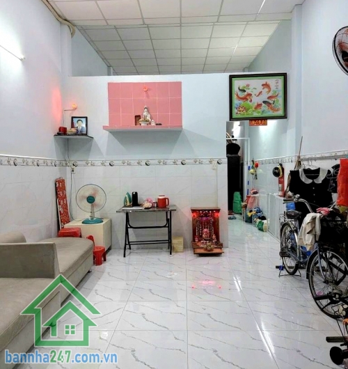 CHỈ 5,1 TỶ – NHÀ LÊ VĂN QUỚI – GẦN MẶT TIỀN – HẺM Ô TÔ 6M THÔNG – DT 55M² Lê Văn Quới, Gần Ngã Tư 4 Xã – khu dân cư sầm uất, tiện ích đầy đủ Diện tích: 55m² (4m x 14m)