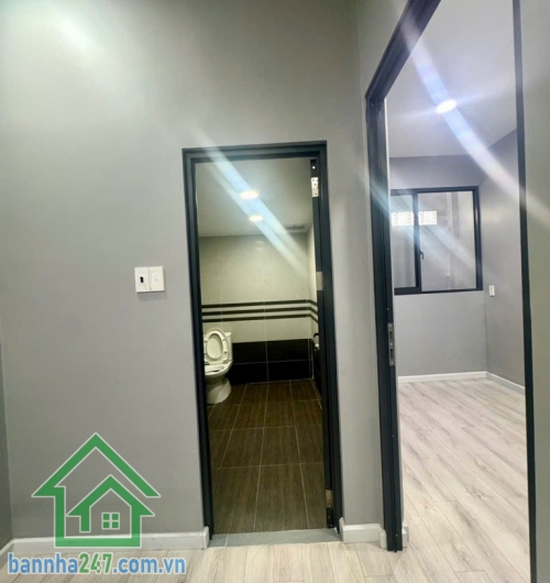 CHỈ NHỈNH 5 TỶ – NHÀ 2 TẦNG ĐẸP – GIÁP AEON TÂN PHÚ – VỊ TRÍ THOÁNG – 50.9M² – SỔ RIÊNG HOÀN CÔNG ĐỦ. 
