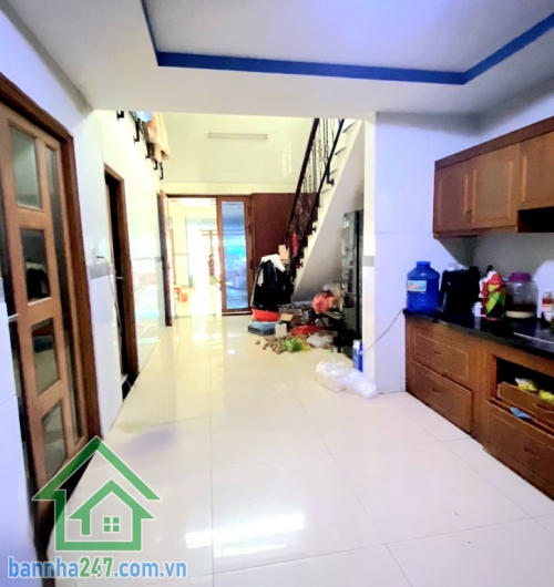 CHỈ 22 TỶ (TL CHÍNH CHỦ) – MẶT TIỀN KINH DOANH ĐƯỜNG SỐ 9 – DIỆN TÍCH LỚN HIẾM Diện tích: 300m² Ngang 8m x Dài 37m – đất dài đẹp, cực hiếm khu vực. Lợi thế kinh doanh: ✔ Mặt tiền đường rộng 20m, giao thông 2 chiều ✔ Gần AEON Mall Tân Phú, tiện ích xung qu