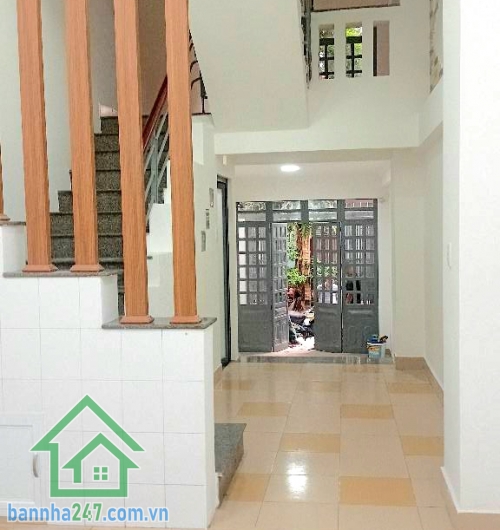 CHỈ 11,6 TỶ - SIÊU PHẨM NHÀ PHỐ NHẤT CHI MAI – SÁT NHÀ GA T3 - 4 PN - 4WC Diện tích: 53,3m² (3,2 x 17m) Kết cấu: 4 tầng BTCT – 1 trệt, 2 lầu, sân thượng - 4 PN - 4 WC