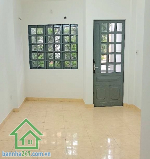 CHỈ 11,6 TỶ - SIÊU PHẨM NHÀ PHỐ NHẤT CHI MAI – SÁT NHÀ GA T3 - 4 PN - 4WC Diện tích: 53,3m² (3,2 x 17m) Kết cấu: 4 tầng BTCT – 1 trệt, 2 lầu, sân thượng - 4 PN - 4 WC