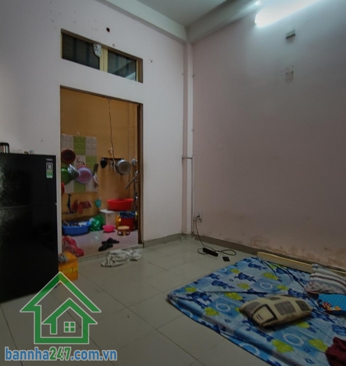 CHỈ 10 TỶ – MẶT TIỀN HẺM NHỰA 12M - THÔNG – ĐẸP NHẤT LÊ VĂN QUỚI – XE TẢI VÀO TẬN NHÀ – 100M² Diện tích: 100m² (4.2 x 25) – vuông vức, cực đẹp. 