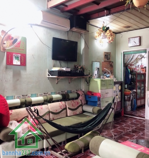 NHÀ 2 MẶT TIỀN – 50M² – CHỈ 5,5 TỶ. 4 x 12,5m – Sổ hồng riêng. 1 trệt 1 gác – Rộng, thoáng, vỉa hè Mặt tiền đường số 19 & Kênh Nước Đen – Khu kinh doanh sầm uất.
