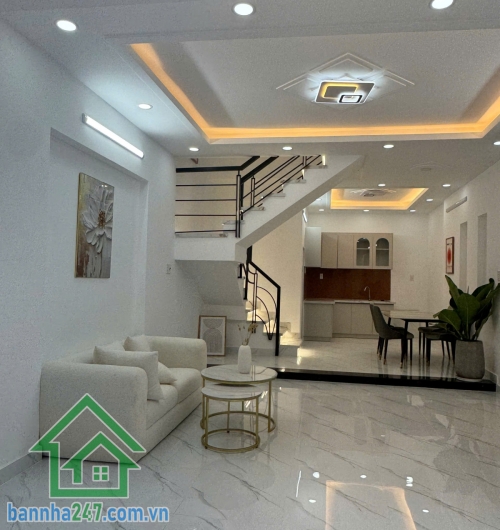 CHỈ 5,1 TỶ – NHÀ 2 TẦNG – HẺM XE HƠI 5M – Ô TÔ NGỦ TRONG NHÀ – BÌNH TÂN.