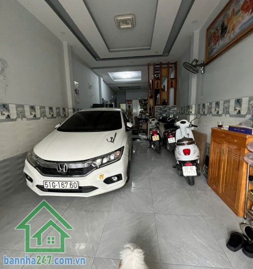 CHỈ 7,5 TỶ – MTKD HẺM 7M THÔNG XE TẢI TRÁNH – VƯỜN LÀI TÂN PHÚ – 73M² – 2 TẦNG BTCT – 4PN – 4WC – DÒNG TIỀN 15TR/THÁNG Vị trí: Ngay trung tâm Vườn Lài, khu kinh doabh sầm uất.
