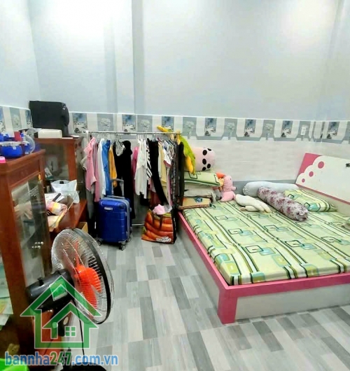 CHỈ 7,5 TỶ – MTKD HẺM 7M THÔNG XE TẢI TRÁNH – VƯỜN LÀI TÂN PHÚ – 73M² – 2 TẦNG BTCT – 4PN – 4WC – DÒNG TIỀN 15TR/THÁNG Vị trí: Ngay trung tâm Vườn Lài, khu kinh doabh sầm uất.