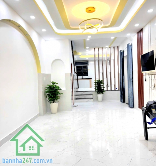 CHỈ 5,2 TỶ – GÓC 2 MẶT TIỀN KINH DOANH – XE TẢI THÔNG – Ở + BUÔN BÁN ĐỈNH - 3PN – 2WC Diện tích: 4 × 14.5m – vuông vức Kết cấu: 1 trệt 1 lầu – xây kiên cố - Mob 0933144037