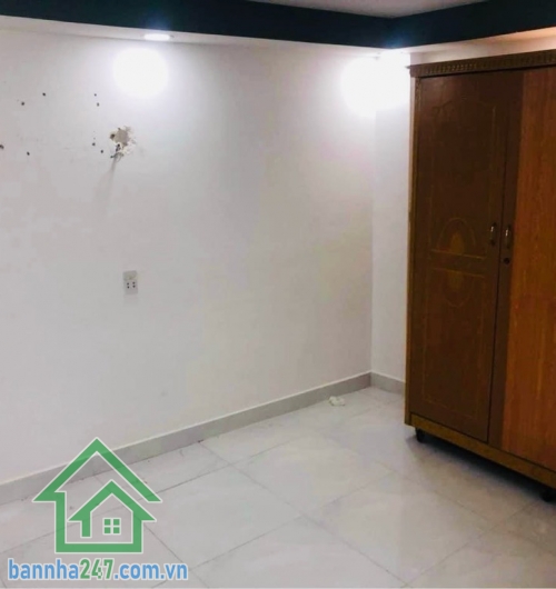 MẶT TIỀN KINH DOANH – PHÚ THẠNH, TÂN PHÚ – CHỈ NHỈNH 3 TỶ Đường 10m có lề – buôn bán sầm uất – khu phố nhộn nhịp ngày đêm. Nhà 1 trệt 2 lầu – phù hợp mở shop