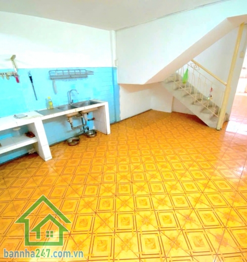 CHỈ 7,1 TỶ – NHÀ 2 TẦNG BTCT – 2 MẶT HẺM XE HƠI – PHAN XÍCH LONG, PHÚ NHUẬN - 54m² (3,6 x 16)m - 2 PN - 2 WC Diện tích: 54m² (3,6 x 16m) – nở hậu, vuông vức 