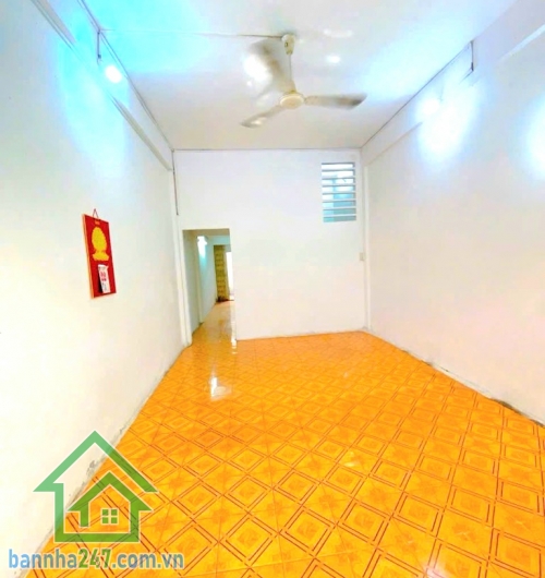 CHỈ 7,1 TỶ – NHÀ 2 TẦNG BTCT – 2 MẶT HẺM XE HƠI – PHAN XÍCH LONG, PHÚ NHUẬN - 54m² (3,6 x 16)m - 2 PN - 2 WC Diện tích: 54m² (3,6 x 16m) – nở hậu, vuông vức 