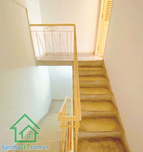 CHỈ 7,1 TỶ – NHÀ 2 TẦNG BTCT – 2 MẶT HẺM XE HƠI – PHAN XÍCH LONG, PHÚ NHUẬN - 54m² (3,6 x 16)m - 2 PN - 2 WC Diện tích: 54m² (3,6 x 16m) – nở hậu, vuông vức 
