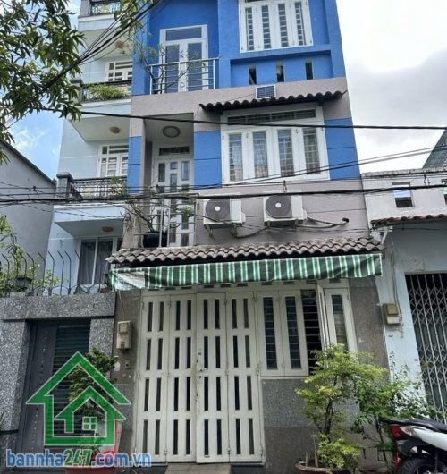 CHỈ 3,75 TỶ – NHÀ 3 TẦNG KIÊN CỐ – HẺM XE TẢI 7M THÔNG – GẦN AEON MALL – GIÁP TÂN PHÚ - DT: 32m² (3 tầng BTCT – 2PN, 2WC) Vị trí cực đẹp: vài bước ra Bình Long.