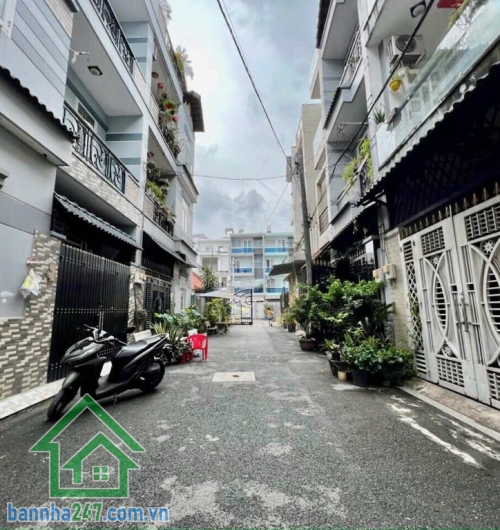 CHỈ NHỈNH 5 TỶ – NHÀ 3 TẦNG ĐẸP – HẺM NHỰA 8M – KHU BIỆT THỰ – CẠNH LÊ VĂN QUỚI – MÃ LÒ