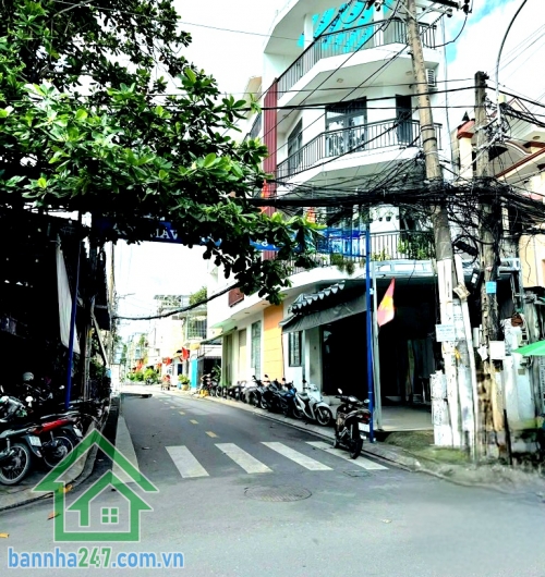 CHỈ 5,2 TỶ - KHUÔNG VIỆT – TRUNG TÂM TÂN PHÚ – NHÀ 2 TẦNG – 48M² (4x12)M – 3PN – 3WC – Ở NGAY HOẶC XÂY MỚI DT: 4x12m – 2 tầng BTCT, gồm 3 phòng ngủ, 3WC (có phòng ngủ dưới trệt)