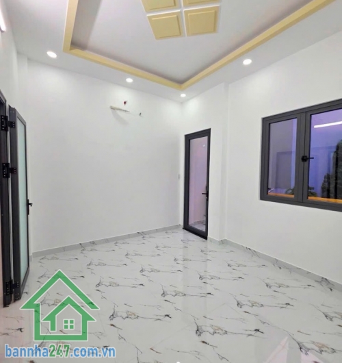 CHỈ NHỈNH 3 TỶ XÍU – NHÀ MỚI TINH 2 TẦNG – HẺM ĐẸP – NGAY LÊ VĂN QUỚI – 36M² – SỔ HOÀN CÔNG ĐỦ - 2PN – 2WC. NHÀ MỚI Ở NGAY.