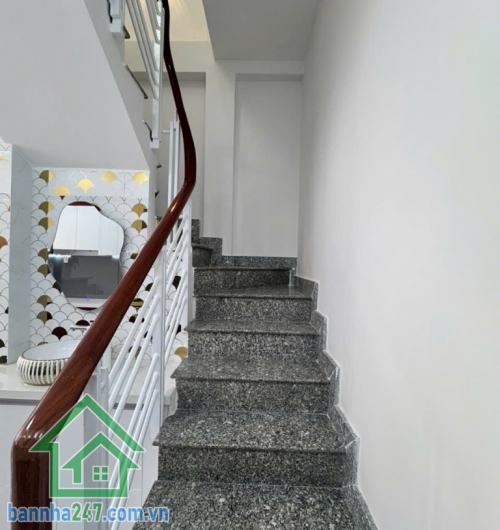 NHỈNH 5 TỶ - NHÀ 2 TẦNG – NGUYỄN NGỌC NHỰT – KHU VIP TÂN QUÝ – AEON MALL Tân Phú. DT: 3.8 x 14m (52m² – sổ vuông vức).  Kết cấu: 1 trệt + 1 lầu, 3PN, 2WC 