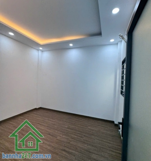 NHỈNH 5 TỶ - NHÀ 2 TẦNG – NGUYỄN NGỌC NHỰT – KHU VIP TÂN QUÝ – AEON MALL Tân Phú. DT: 3.8 x 14m (52m² – sổ vuông vức).  Kết cấu: 1 trệt + 1 lầu, 3PN, 2WC 