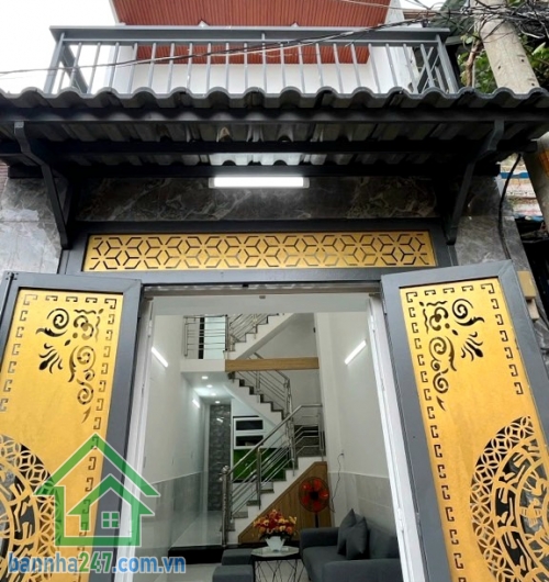 CHỈ 3,8 TỶ - NHÀ ĐẸP MỚI – NGAY NGÃ TƯ 4 XÃ – LÊ VĂN QUỚI – BÌNH LONG – 32M² – 3 TẦNG – 3PN - 2WC – HOÀN CÔNG ĐỦ. Diện tích: 3 x 10.5m – vuông vức, lộ giới ít.