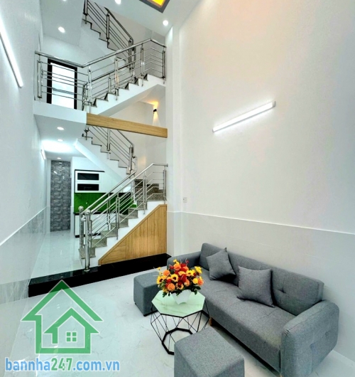 CHỈ 3,8 TỶ - NHÀ ĐẸP MỚI – NGAY NGÃ TƯ 4 XÃ – LÊ VĂN QUỚI – BÌNH LONG – 32M² – 3 TẦNG – 3PN - 2WC – HOÀN CÔNG ĐỦ. Diện tích: 3 x 10.5m – vuông vức, lộ giới ít.
