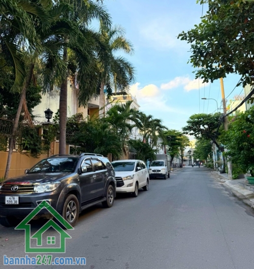 SIÊU PHẨM KHU BIỆT THỰ ADC – TRUNG TÂM TÂN PHÚ. Hẻm xe tải – Nhà 3 tầng – 92m² – Giá nhỉnh 9 TỶ. 