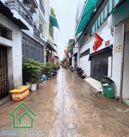 CHỈ 4.3 TỶ – NHÀ 2 TẦNG MỚI ĐẸP – HẺM XE HƠI – GIÁP TÂN PHÚ – GẦN LÊ VĂN QUỚI 