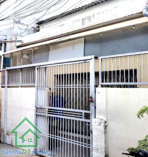 CHỈ 5,7 TỶ (BL) - NHÀ NGANG KHỦNG 5M – HẺM XE HƠI TỚI NHÀ – ĐANG CHO THUÊ 6,5TR/THÁNG.  Vị trí: Hẻm 4m, xe hơi tới tận cửa, khu dân trí cao, an ninh tốt. 