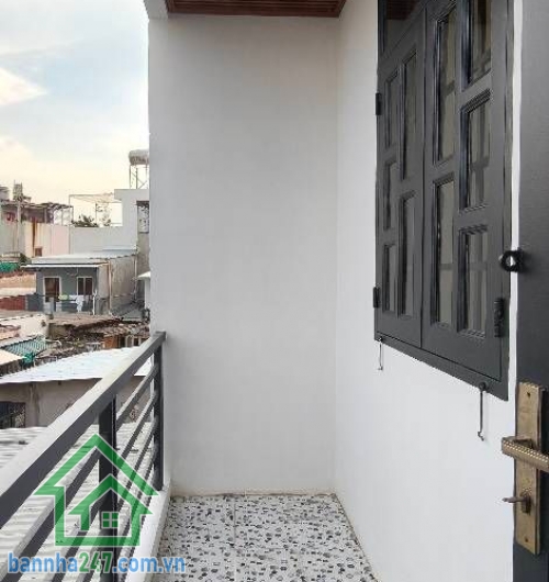 CHỈ 4,35 TỶ (TL) – NHÀ ĐẸP Ở NGAY – HẺM XE BA GÁC THÔNG - 2 PN - 3WC