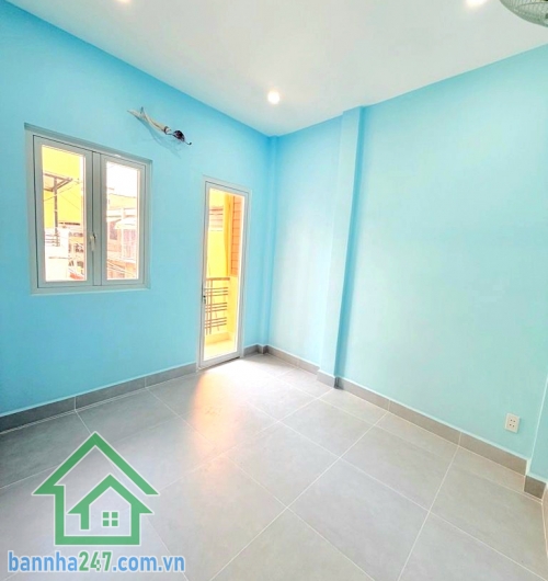 CHỈ 3,95 TỶ (TL) – TÂN BÌNH – HXH – NHÀ MỚI 3 TẦNG – Ở NGAY - 2PN – 2WC  Căn nhà nhỏ xinh – mới đẹp – cực hợp gia đình trẻ hoặc đầu tư cho thuê! Diện tích: 24m² Mob 0933144037