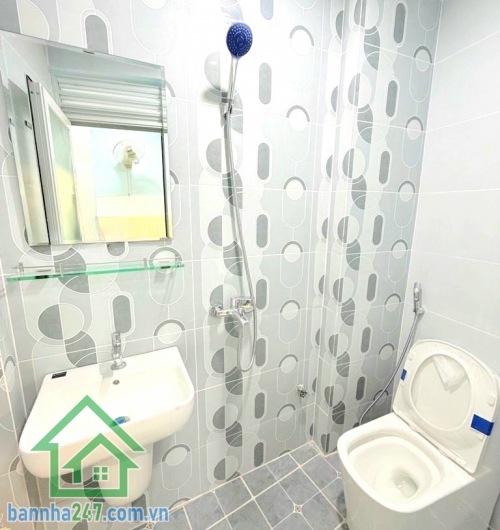 CHỈ 3,95 TỶ (TL) – TÂN BÌNH – HXH – NHÀ MỚI 3 TẦNG – Ở NGAY - 2PN – 2WC  Căn nhà nhỏ xinh – mới đẹp – cực hợp gia đình trẻ hoặc đầu tư cho thuê! Diện tích: 24m² Mob 0933144037