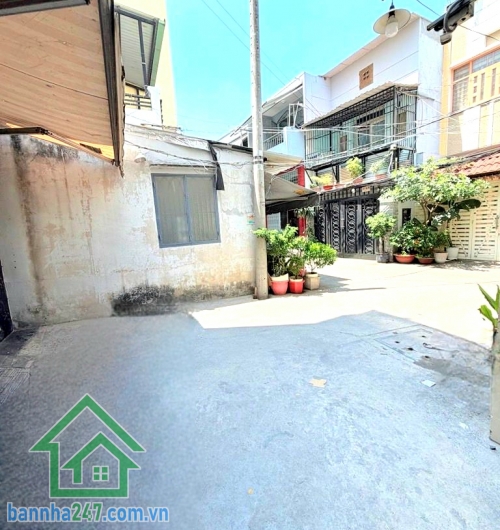 CHỈ 3,95 TỶ (TL) – TÂN BÌNH – HXH – NHÀ MỚI 3 TẦNG – Ở NGAY - 2PN – 2WC  Căn nhà nhỏ xinh – mới đẹp – cực hợp gia đình trẻ hoặc đầu tư cho thuê! Diện tích: 24m² Mob 0933144037