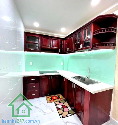 CHỈ 6,69 TỶ – SIÊU PHẨM ĐƯỜNG SỐ 21 – P8 GÒ VẤPHẺM XE HƠI 4M – 3 TẦNG – FULL NỘI THẤT – 3PN - 4WC Diện tích: 4 x 11m. Công nhận: 37m² – DT sử dụng: 44m² 3 tầng kiên cố- 3PN – 4WC- Phòng khách – phòng bếp- Phòng thờ riêngSân phơi thoáng mát
