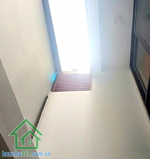 CHỈ 11,5 TỶ - BÁN NHÀ HẺM XE HƠI - NGUYỄN HỒNG ĐÀO – P.14, TÂN BÌNH - DT: 66M2 - (4 x 16.5)m - 4 TẦNG - 4 PN, 5 WC  Vị trí đẹp, sát mặt tiền, hẻm xe hơi vào tận cửa