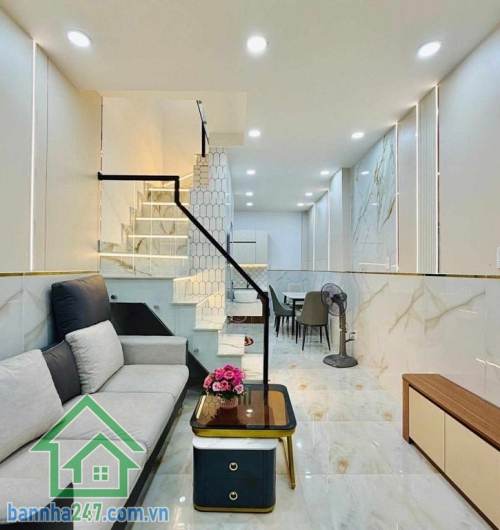 CHỈ 3,75 TỶ - NHÀ ĐẸP - QUANG TRUNG GÒ VẤP – H3G - 24M² – 2 TẦNG - 2PN 2WC * Diện tích: 24m² vuông vức * Kết cấu: 1 trệt 1 lầu * 2 PN– 2 WC