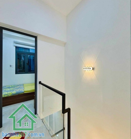 CHỈ 3,75 TỶ - NHÀ ĐẸP - QUANG TRUNG GÒ VẤP – H3G - 24M² – 2 TẦNG - 2PN 2WC * Diện tích: 24m² vuông vức * Kết cấu: 1 trệt 1 lầu * 2 PN– 2 WC