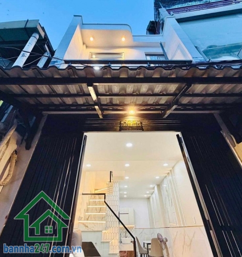 CHỈ 3,75 TỶ - NHÀ ĐẸP - QUANG TRUNG GÒ VẤP – H3G - 24M² – 2 TẦNG - 2PN 2WC * Diện tích: 24m² vuông vức * Kết cấu: 1 trệt 1 lầu * 2 PN– 2 WC