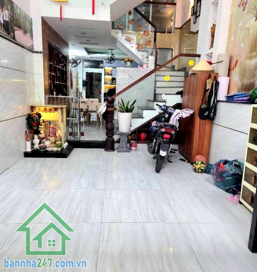 CHỈ 6,9 TỶ – GẦN MT HƯƠNG LỘ 2 – Ô TÔ VÀO NHÀ - HẺM 7M – 5 TẦNG BTCT – 5PN - 5WC