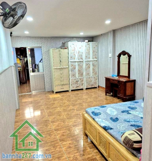 CHỈ 5,95 TỶ (TL) – HXH ĐÔ ĐỐC CHẤN – TÂN SƠN NHÌ – DT GẦN 70M² - 3 PN 2WC Căn nhà diện tích rộng – giá tốt – phù hợp gia đình cần không gian thoải mái! Mob 0933144037