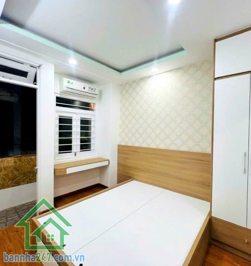 CHỈ 3,49 TỶ (BỚT LỘC) – HẺM 3M – VÀI BƯỚC RA HẺM XE TẢI – GẦN DREAM HOME - 2PN * DT thực tế: 24m² (3m x 8m) * DT công nhận: 17.9m² * Kết cấu: 1 trệt 1 lầu – 2PN