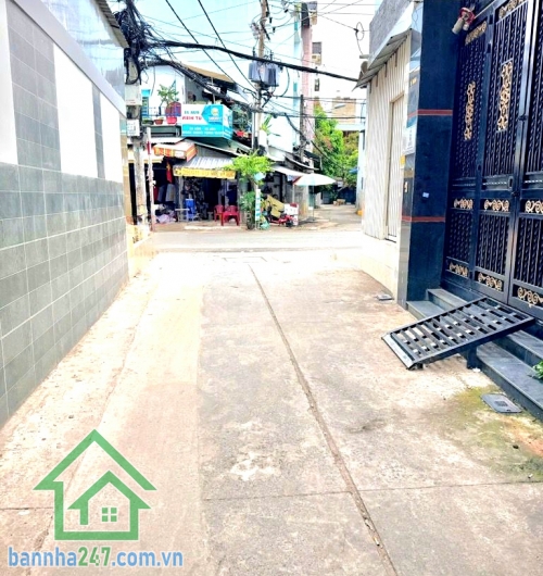 HẺM 4M THÔNG – KHU VIP PHÚ THỌ HÒA – SÁT MẶT TIỀN - 2PN – 2WC – CHỈ 4,46 TỶ Căn nhà nhỏ xinh nhưng “có võ” – vị trí trung tâm, giá mềm cực hiếm tại Tân Phú! - Mob 0933144037