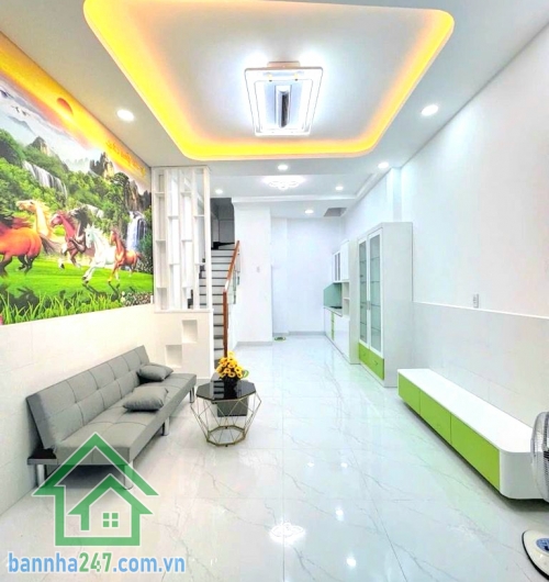 CHỈ 5,15 TỶ – MẶT TIỀN GÒ XOÀI – NHÀ MỚI Ở NGAY – KINH DOANH ĐỈNH • Diện tích: 4m x 12m – ~49m² • Kết cấu: 1 trệt – 1 lầu (đúc BTCT) • Công năng: 2 PN - 2 WC - Mob 0933144037