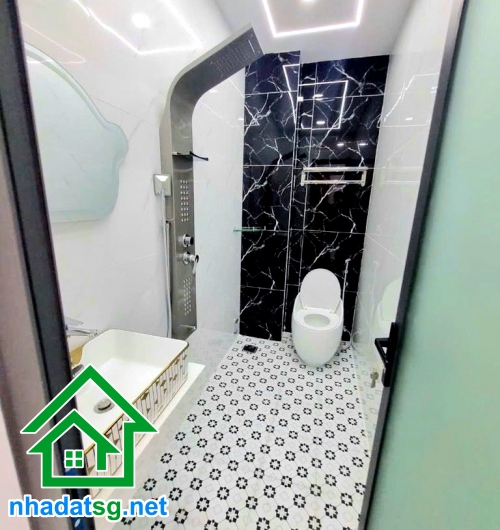 CHỈ 7,4 TỶ – HXH 6M – NHÀ MỚI 5 TẦNG – NGAY MÃ LÒ, LÊ VĂN QUỚI - 4 PN – 5 WC • Diện tích: 4m x 13m – 52m² • Kết cấu: Trệt + Lửng + 3 Lầu kiên cố • Công năng: 4 PN – 5 WC • Có phòng thờ + sân thượng trước sau • Nhà mới đẹp, thiết kế hiện đại, dọn vào ở nga