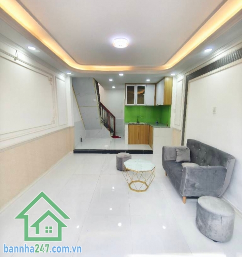 CHỈ 3,2 TỶ – HIẾM CÓ KHÓ TÌM - NHÀ 2 LẦU MỚI XÂY – DTSD 50m² – 2PN – 2WC – VÀO Ở NGAY - HẺM Ô TÔ VÀO ĐƯỢC – SÁT TÂN PHÚ – NGAY CUỐI NGUYỄN SƠN Kết cấu: • 1 trệt 1 lầu mới xây • 2 PN – 2 WC