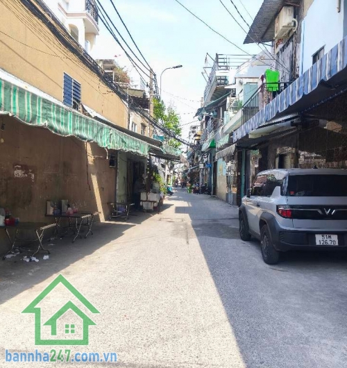 CHỈ 3,2 TỶ – HIẾM CÓ KHÓ TÌM - NHÀ 2 LẦU MỚI XÂY – DTSD 50m² – 2PN – 2WC – VÀO Ở NGAY - HẺM Ô TÔ VÀO ĐƯỢC – SÁT TÂN PHÚ – NGAY CUỐI NGUYỄN SƠN Kết cấu: • 1 trệt 1 lầu mới xây • 2 PN – 2 WC