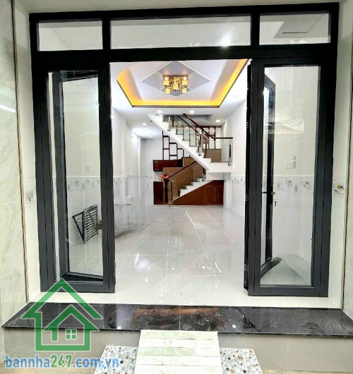 CHỈ 4,95 TỶ – NHÀ MỚI TINH 3 TẦNG – HẺM XE HƠI THÔNG – SÁT CHỢ BÌNH LONG – GIÁP TÂN PHÚ - DT: 43M² 3PN - 3WC Khu Bình Long – giáp Tân Phú, tiện ích xung quanh đầy đủ