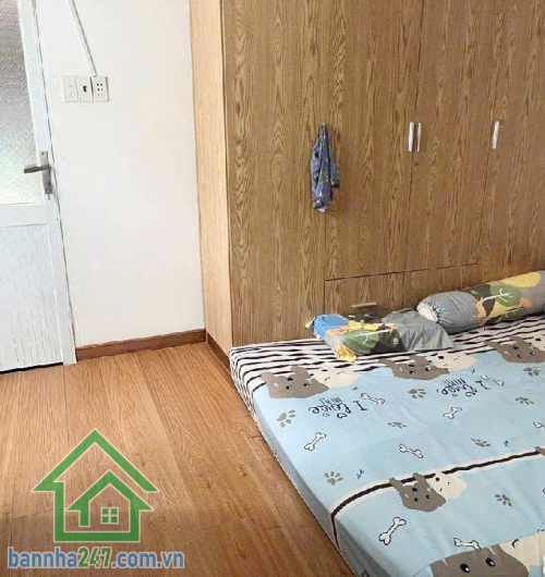 CHỈ 3,9 TỶ – NHÀ ĐẸP 2 TẦNG – NGAY LẠC LONG QUÂN – Ở NGAY HOẶC CHO THUÊ GIỮ TIỀN