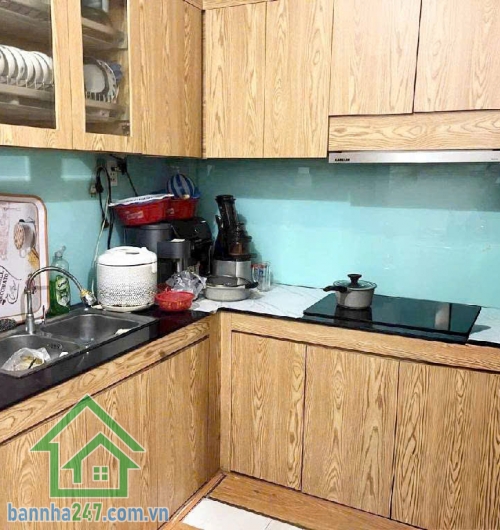 CHỈ 3,9 TỶ – NHÀ ĐẸP 2 TẦNG – NGAY LẠC LONG QUÂN – Ở NGAY HOẶC CHO THUÊ GIỮ TIỀN