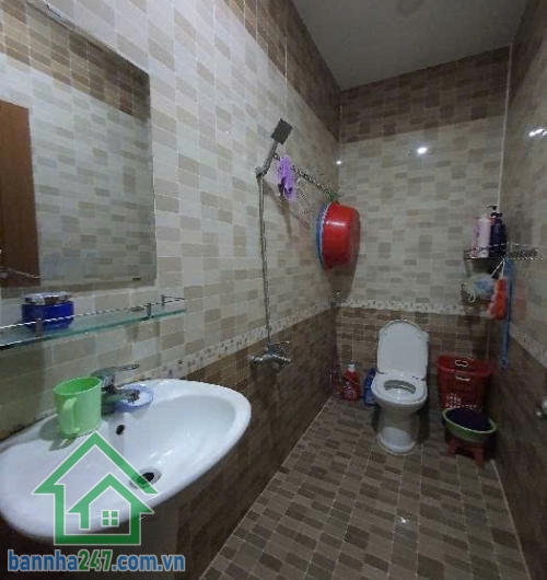 CHỈ HƠN 5 TỶ  - HẺM XE TẢI 7M – NHÀ 3 TẦNG KIÊN CỐ – NGAY MIẾU GÒ XOÀI