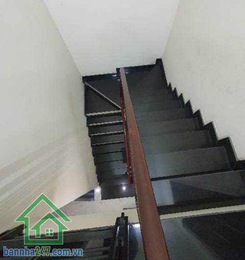 CHỈ HƠN 5 TỶ  - HẺM XE TẢI 7M – NHÀ 3 TẦNG KIÊN CỐ – NGAY MIẾU GÒ XOÀI