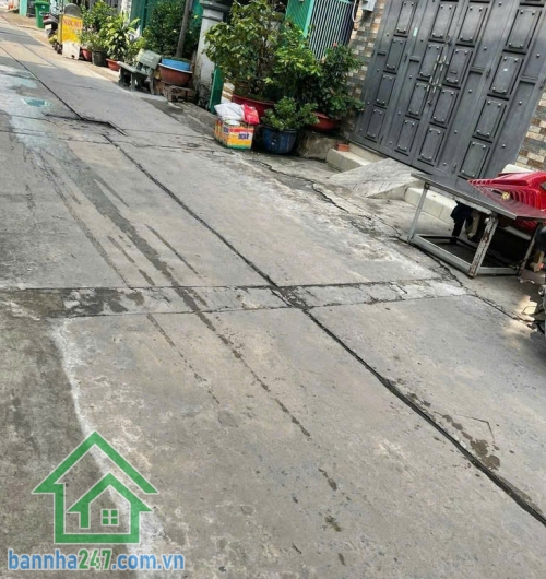 CHỈ HƠN 5 TỶ  - HẺM XE TẢI 7M – NHÀ 3 TẦNG KIÊN CỐ – NGAY MIẾU GÒ XOÀI