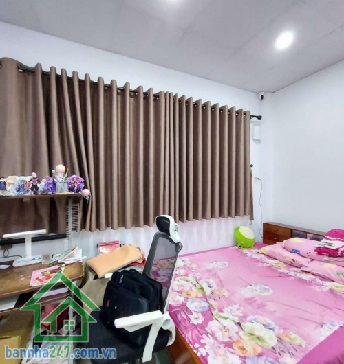 NHỈNH 7 TỶ - TRUNG TÂM Q11 – NHÀ 2 MẶT HẺM OTO – Ở NGAY  Vị trí cực đẹp, 2 mặt tiền hẻm trước sau – thông thoáng, xe hơi vào tận nhà 